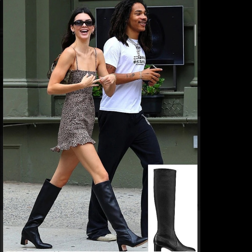 Stuart Weitzman Mills Pull-on Suede heel boot